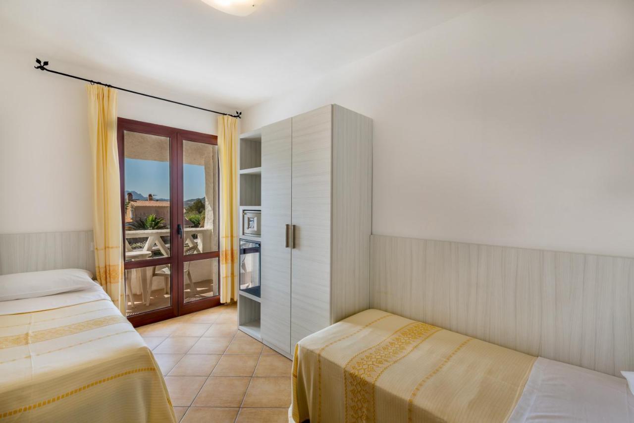 Hotel Mon Repos Baja Sardinia Exterior photo