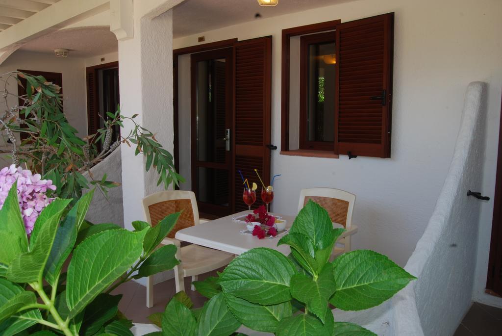Hotel Mon Repos Baja Sardinia Room photo