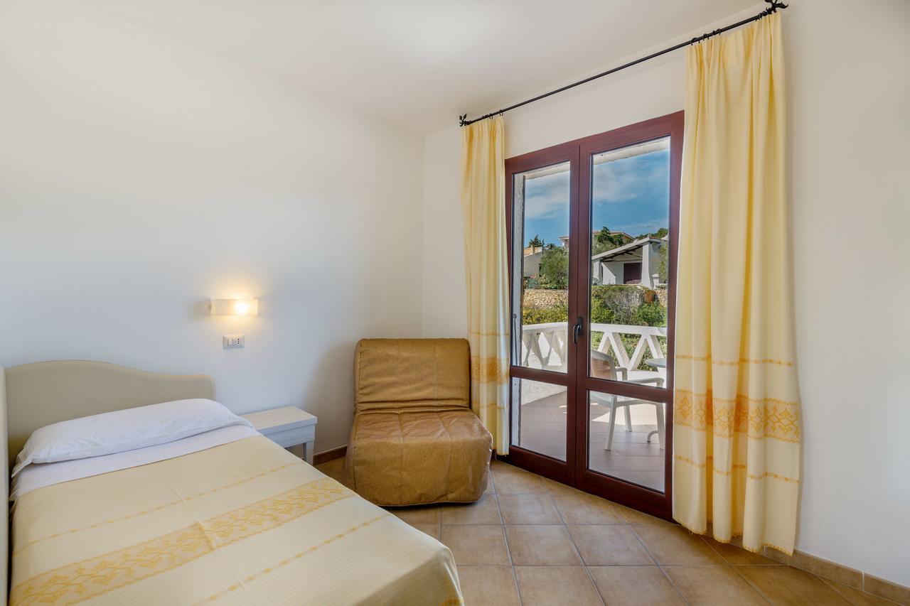 Hotel Mon Repos Baja Sardinia Exterior photo