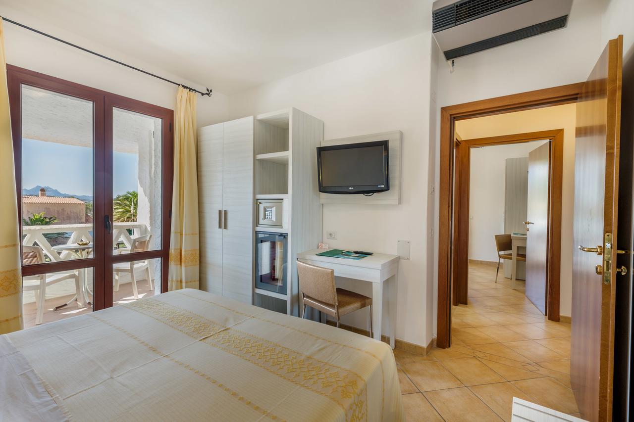 Hotel Mon Repos Baja Sardinia Exterior photo