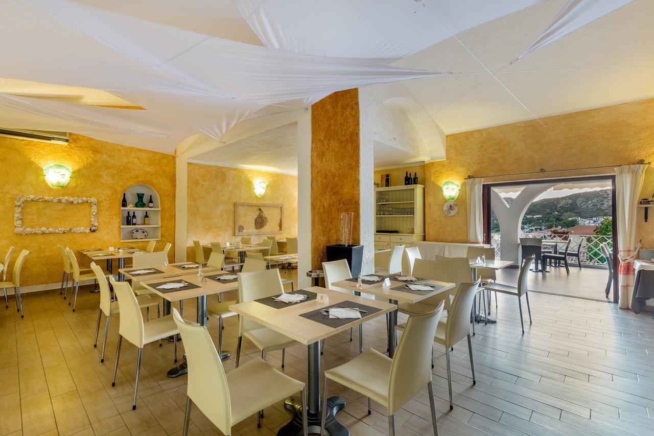 Hotel Mon Repos Baja Sardinia Exterior photo